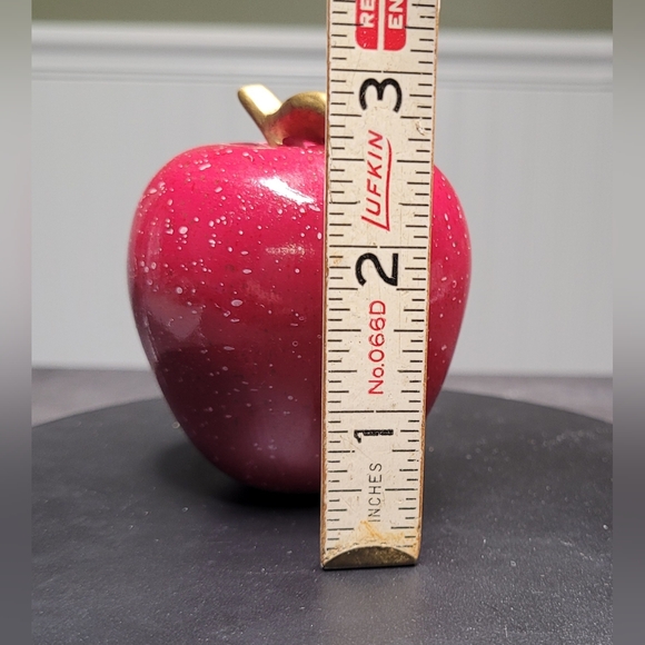 BUY NOW PRICE Vintage Faux Stone Apple - Picture 5 of 7